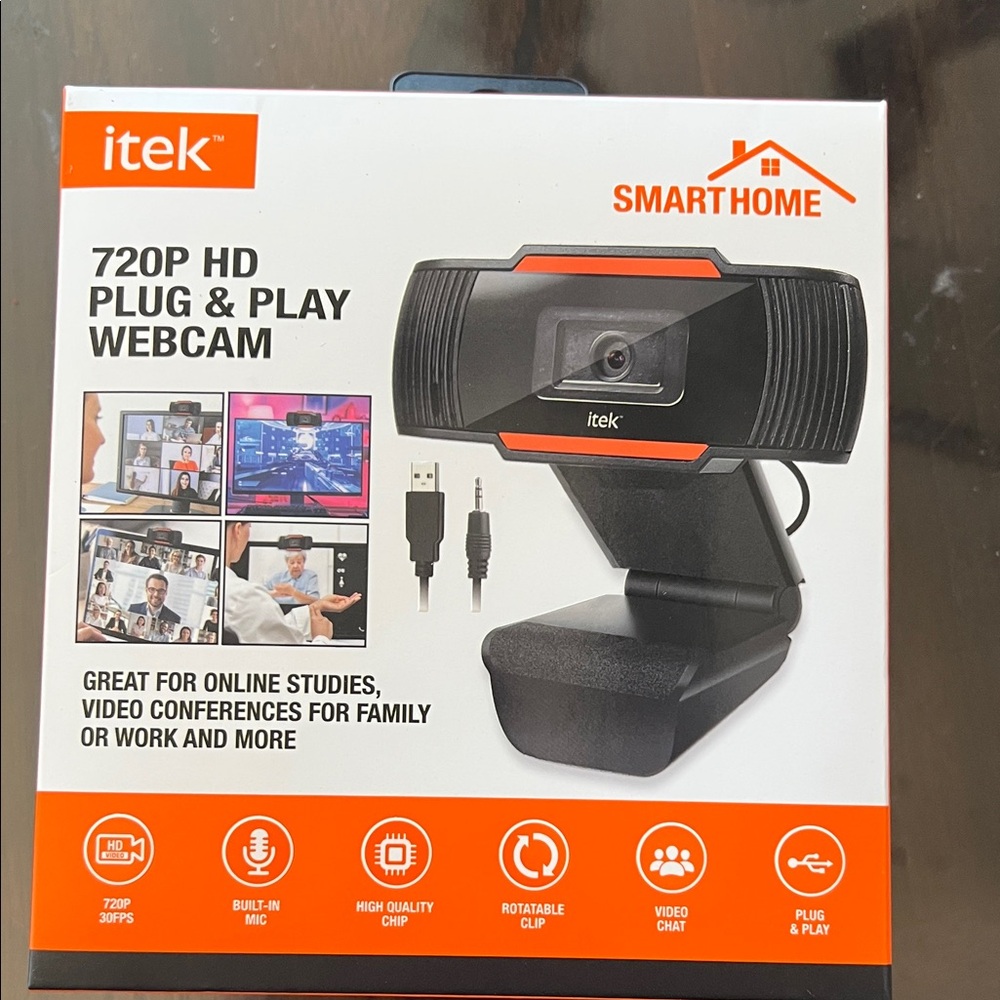 itek 720P HD Plug & Play Webcam - Black